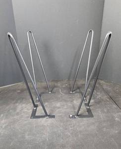 lot 258 image: NIB (4) Black Hairpin Table Legs (makes 15.5 Tall Table)