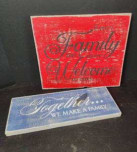 lot 276 image: Home Decor
