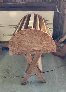 lot 294 image: Saddle Rack