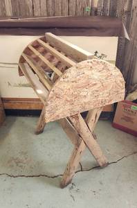 lot 300 image: Saddle Rack
