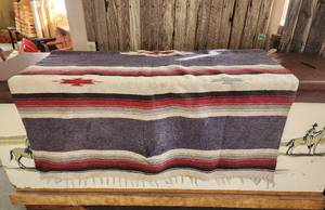 lot 308 image: Mexican Rug 52x82
