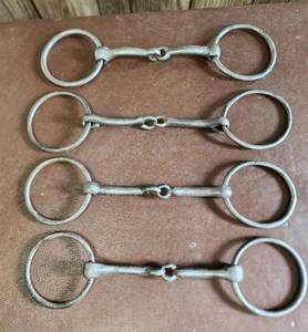 lot 321 image: Snaffle Bits