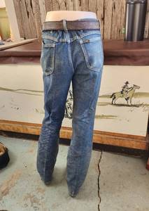lot 44 image: 45 Tall Lower Body Male Mannequin (Accessories Included Jeans, Belt, and Boots)