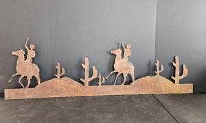 lot 49 image: Metal Western Decor 42x13