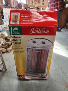 lot 54 image: Sunbeam Infrared Quartz Heater (lightly used)