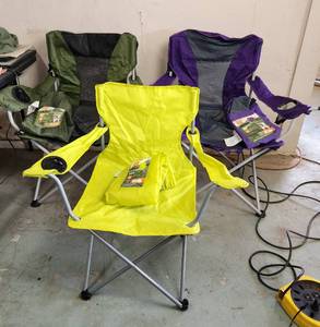 lot 89 image: (3) Bag Chairs