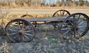 lot 95 image: Vintage Wagon 127 Long