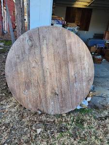 lot 382 image: Solid Wood Round Tabletop 50