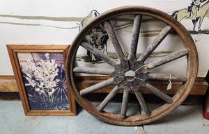 lot 398 image: Wagon Wheel 25 and Picture 12.5x18