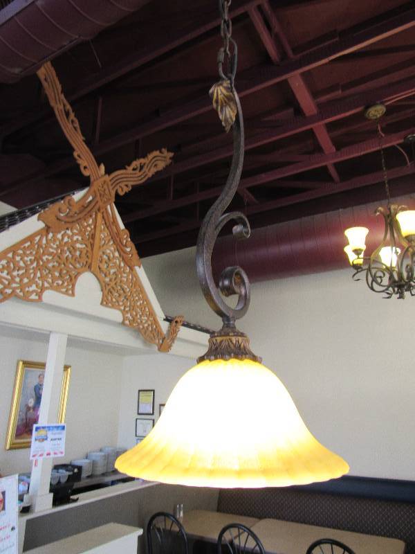 lot 1406 image: Ceiling Hung Pendant Lighting Fixture