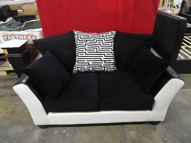 lot 331 image: Black and White Modern Love Seat