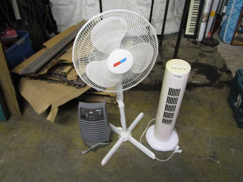 lot 356 image: Fan Lot