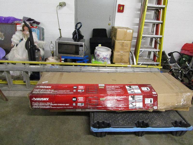 lot 359 image: Stanley Heavy Duty Welded Storage Unit