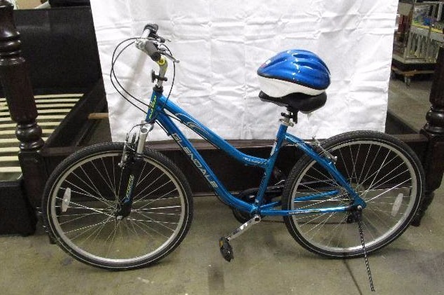 lot 373 image: 26 Womens Glendale Bike, Blue