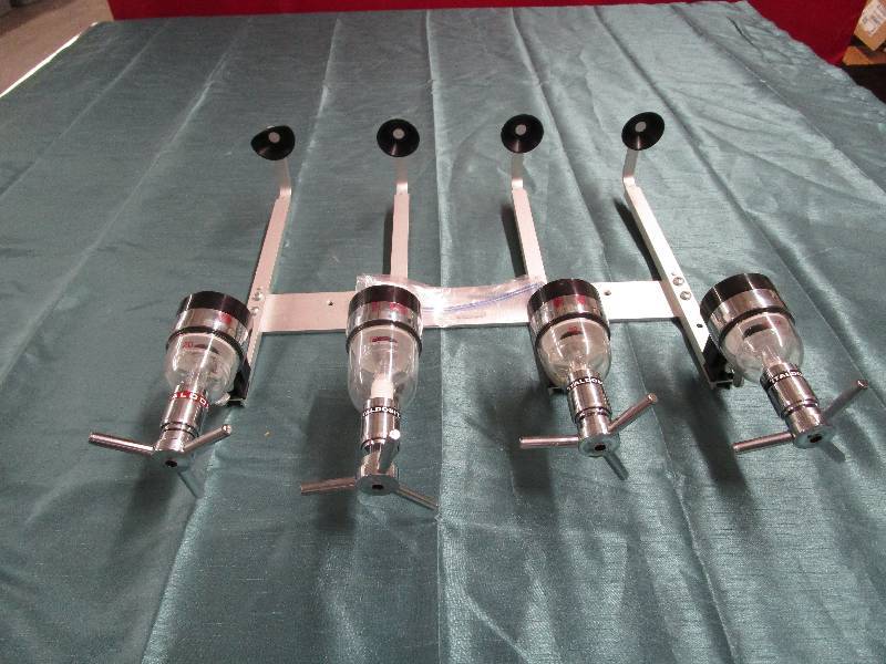 lot 385 image: Bar bottle pouring system
