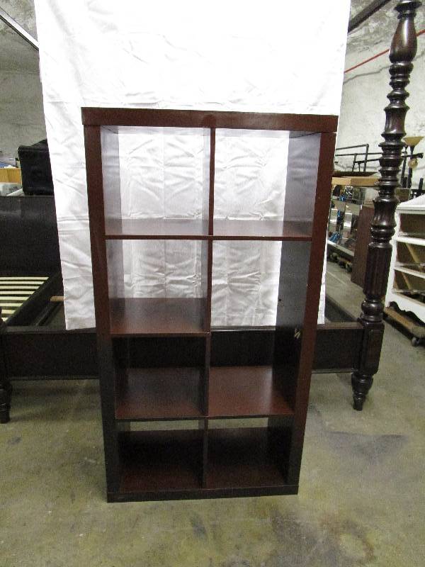 lot 438 image: Wooden Bookshelf
