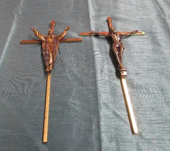 lot 440 image: Pair of Crosses