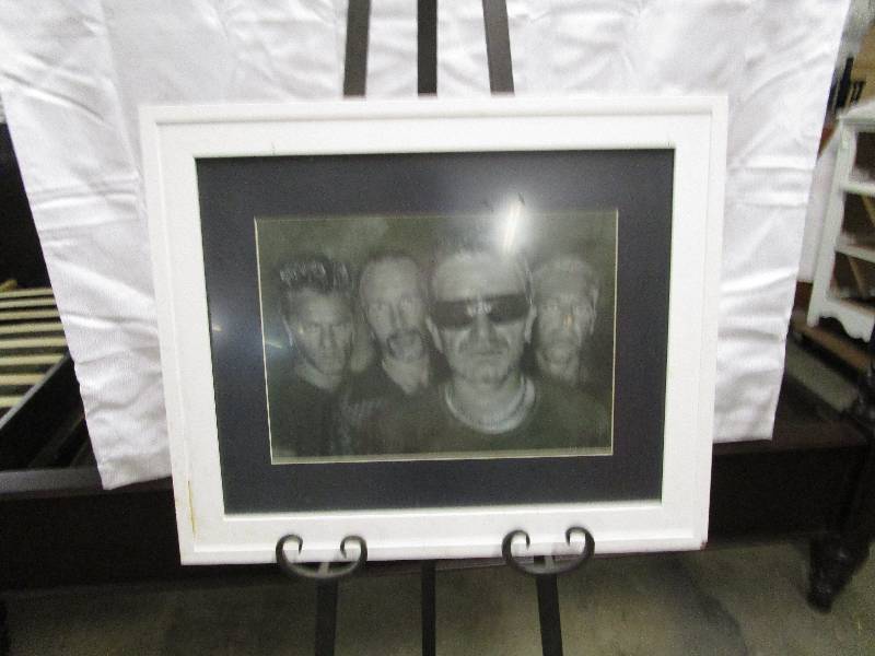 lot 452 image: Wall Decor