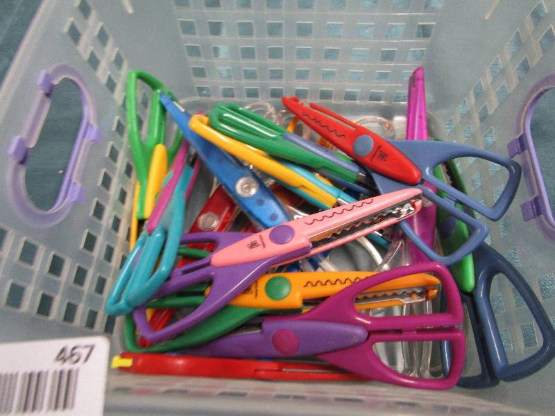 lot 467 image: Lot of scissors for scrapbooking