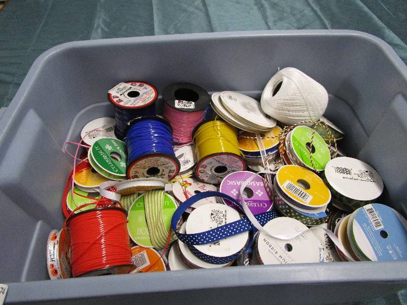 lot 474 image: Tote full of ribbons and more