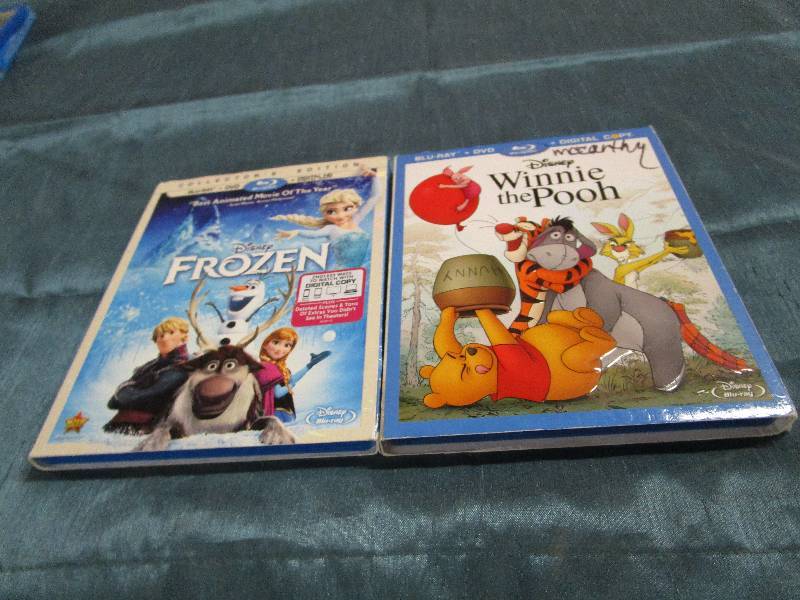 lot 504 image: Pair of Disney Blu-ray DVDs