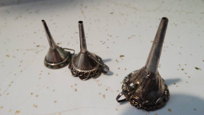 lot 968 image: 3 Old funnels.