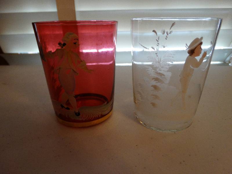lot 1299 image: 2 Vintage juice glasses thik glass.