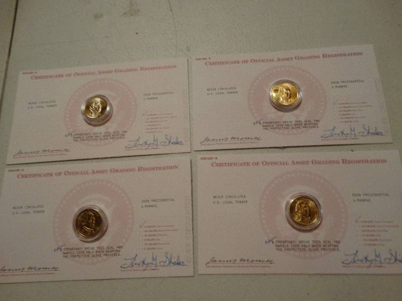 lot 1338 image: 4 - 2008 Monroe gold dollars never circulated.