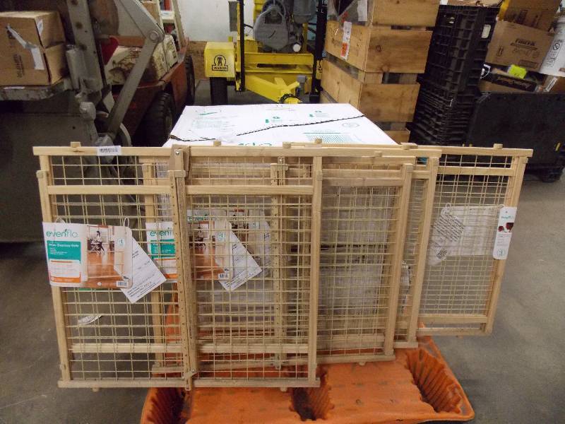 lot 409B image: NEWLot of 4 evenflo Wide Doorway Gates