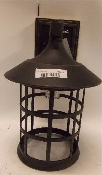 lot 7027 image: Brown Light Fixture