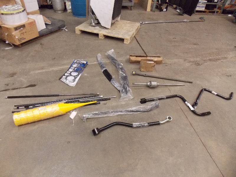 lot 456 image: Automotive and trailer parts