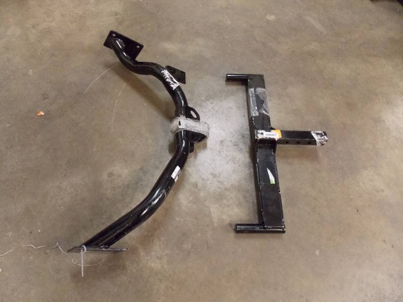 lot 459 image: Trailer towing attachment