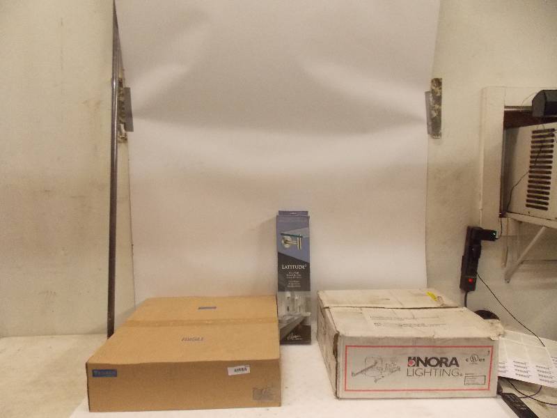 lot 7073 image: Bathroom Remodeling supplies