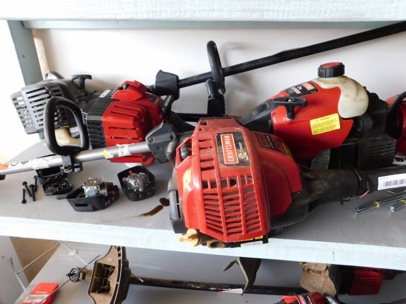 lot 111 image: Craftsman weed eaters