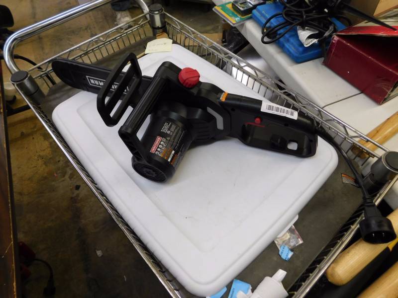 lot 158 image: Craftsman electric chain saw
