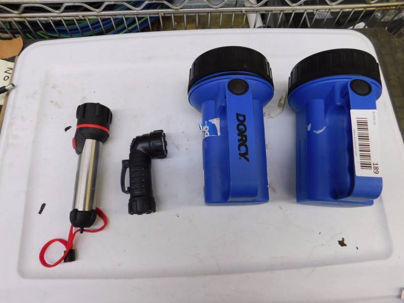 lot 189 image: Flashlight lot