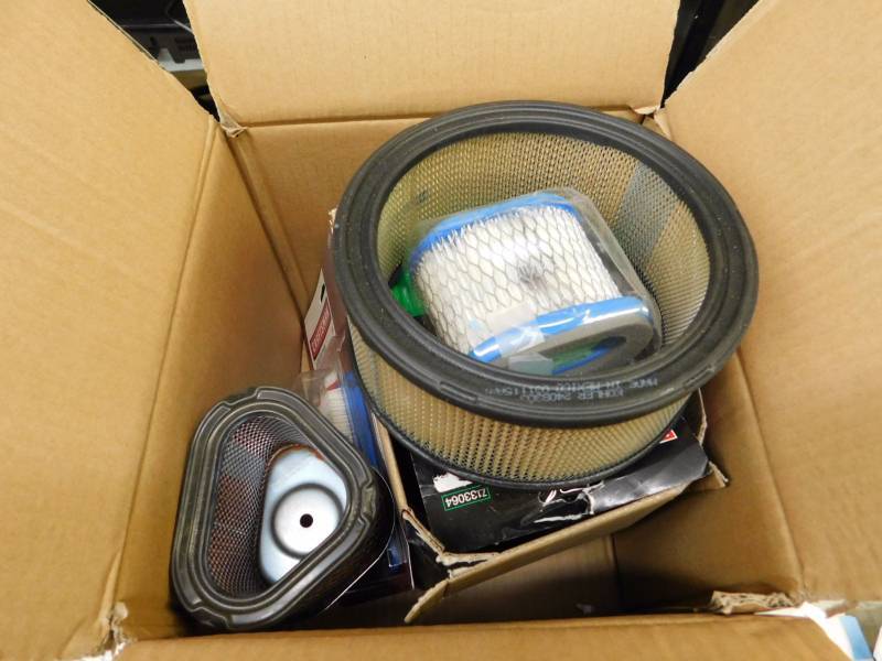 lot 199 image: Craftsman filters and more