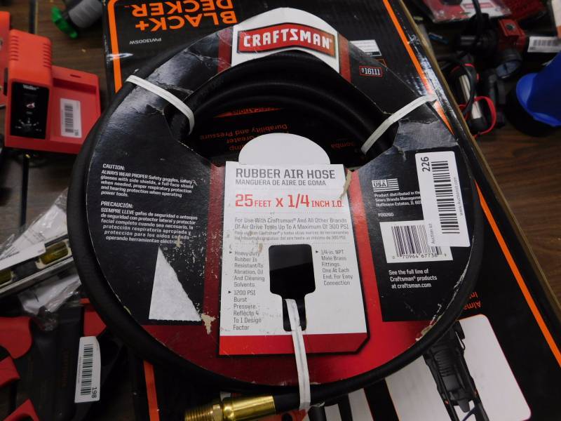 lot 226 image: Craftsman 25 air hose
