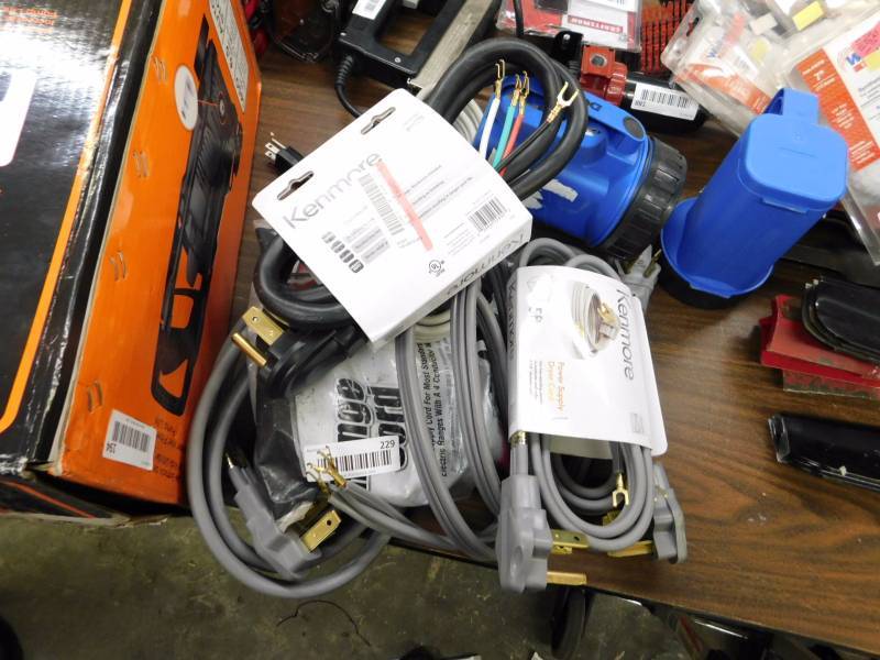 lot 229 image: Dryerstove electrical cables