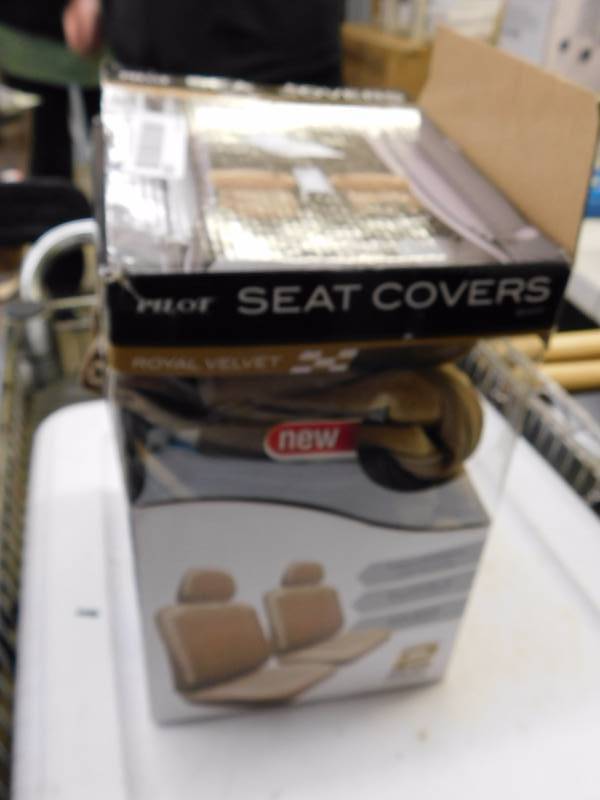 lot 249 image: 2 - seat covers