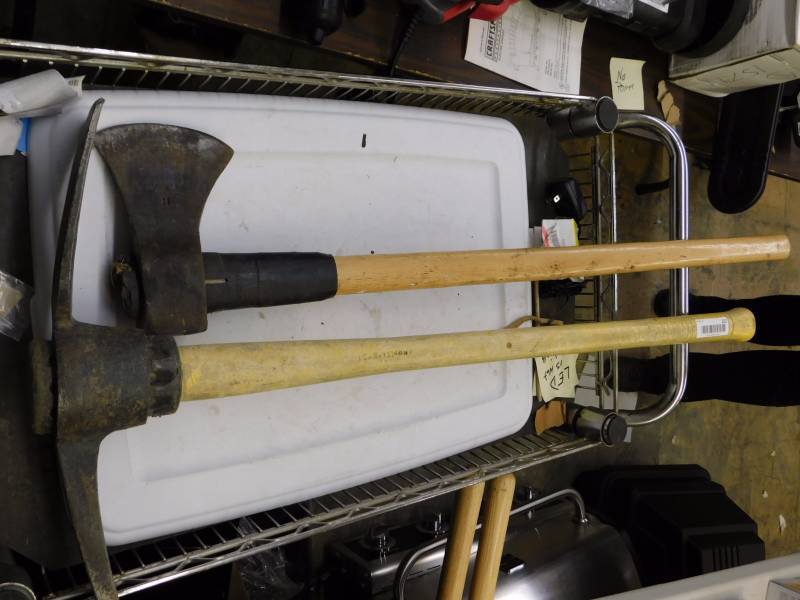 lot 252 image: Ax and pick