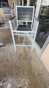 lot 18813 image: DHC Metal Bar Height Chair