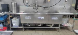 lot 18868 image: Commerical 10ft Three Compartment Sink W Left and Right Side Drainboards