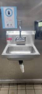 lot 18869 image: Regencey 600HS17 Single Well Handwashing Sink