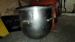 lot 18893 image: Commerical Stainless Steel Dough Mixing Bowl
