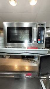 lot 18872 image: Solwave Commerical Microwave Oven 180MW1200T