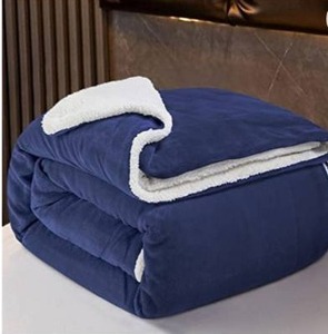 lot 67612 image: LIANLAM Sherpa Fleece Blanket Queen Size Blanket for Adults Super Soft