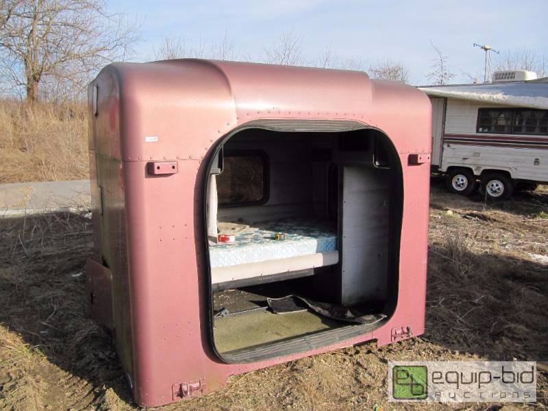 63 INCH PETERBILT SLEEPER  | Midland Truck Sales Owner