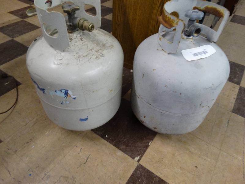 lot 367 image: 2 Propane tanks partially filed.