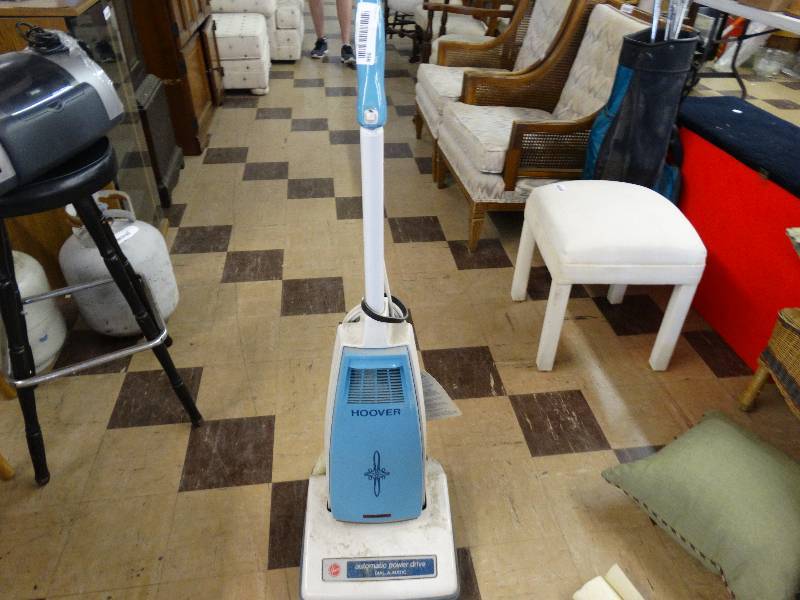 lot 398 image: Hoover automatic power drive vacuum.